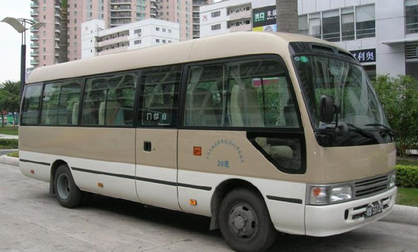 零跑C11增程版油耗实测：续航破千公里的“价格屠夫”值不值？